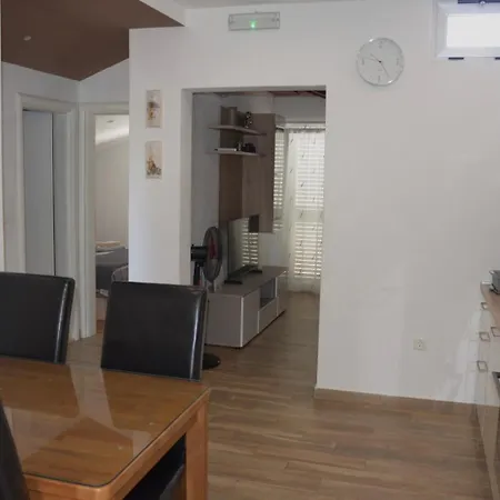 Drazan Apartman *