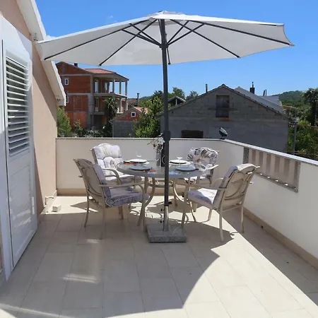 Apartment Drazan