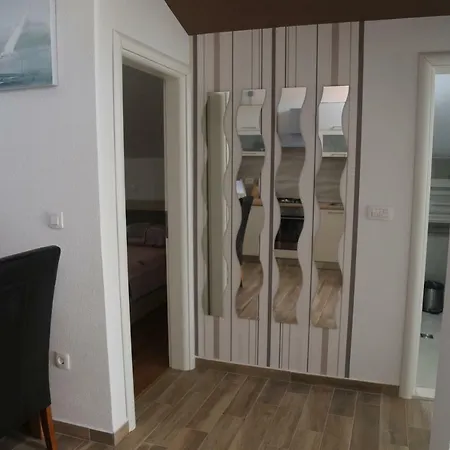 Apartment Drazan *