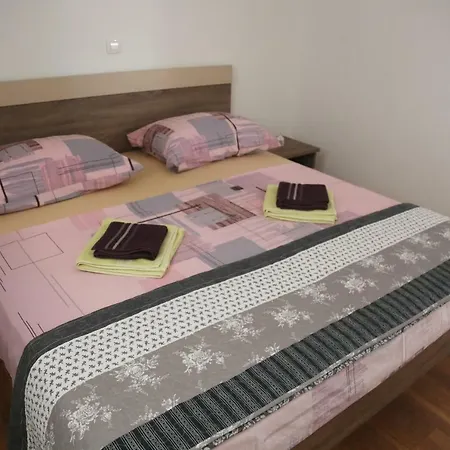 Drazan Apartment