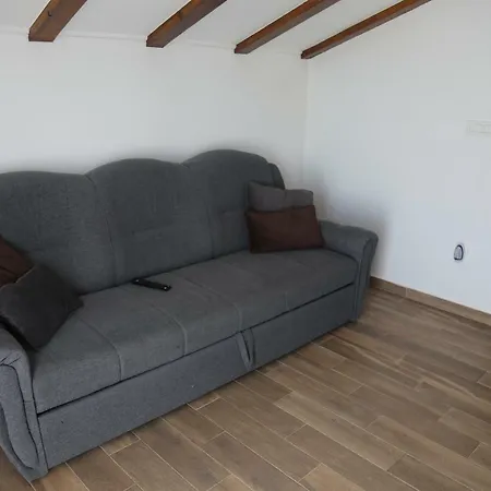 Drazan Apartment *