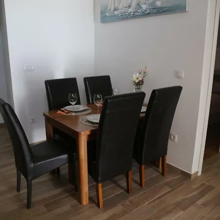 Drazan Apartment *